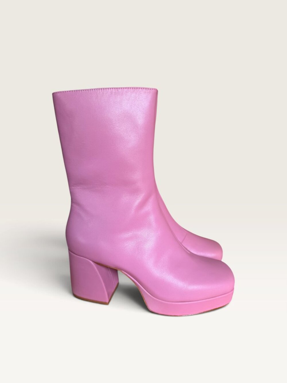 NIB Charlotte Stone Bubblegum Pink 70s Leather Platform Ankle Boots Size 10